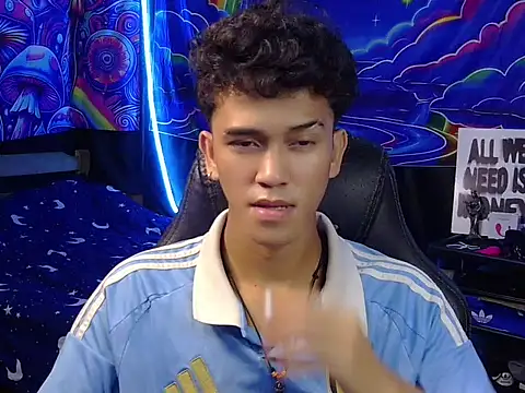 hugekenbigcock Pertunjukan Webcam