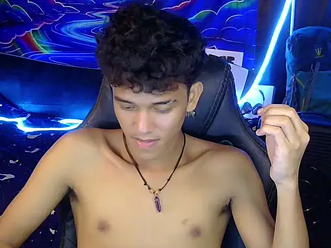 hugekenbigcock Webcam show