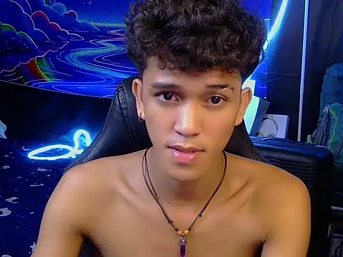 hugekenbigcock Pertunjukan Webcam