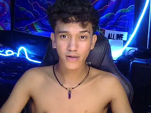 hugekenbigcock Pertunjukan Webcam