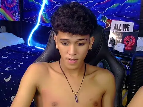 hugekenbigcock Pertunjukan Webcam