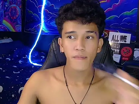 hugekenbigcock Pertunjukan Webcam
