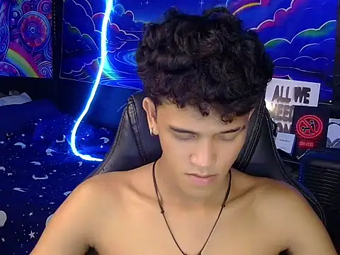 hugekenbigcock Pertunjukan Webcam