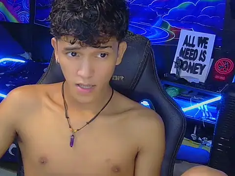 hugekenbigcock Pertunjukan Webcam