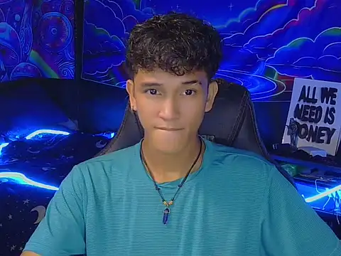hugekenbigcock Pertunjukan Webcam