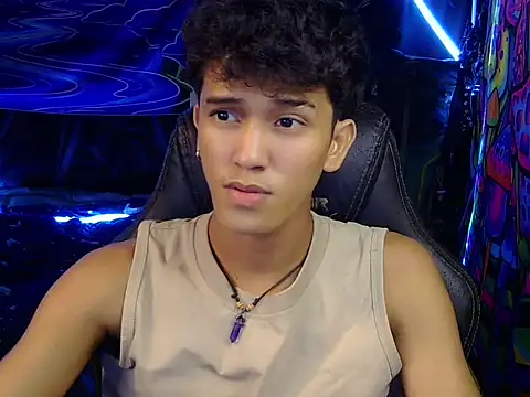 hugekenbigcock Pertunjukan Webcam
