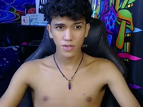 hugekenbigcock Pertunjukan Webcam