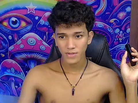 hugekenbigcock Live XXX-Chat