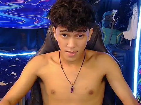 hugekenbigcock Show Webcam