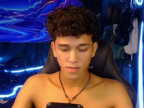 hugekenbigcock Pertunjukan Webcam