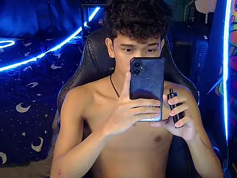 hugekenbigcock Webcam show