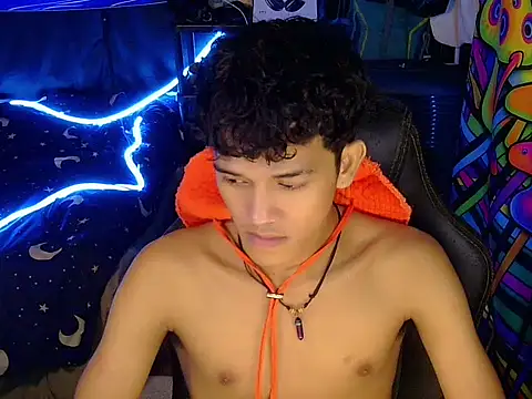 hugekenbigcock Pertunjukan Webcam