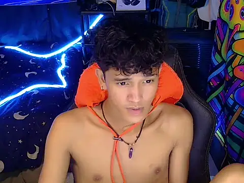 hugekenbigcock Pertunjukan Webcam