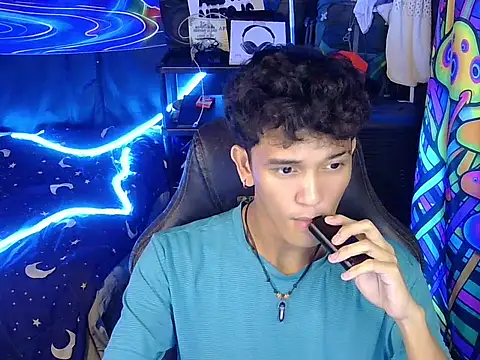 hugekenbigcock Pertunjukan Webcam