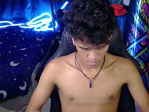 hugekenbigcock Pertunjukan Webcam