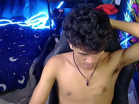 hugekenbigcock Pertunjukan Webcam