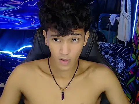 hugekenbigcock Webcamshow