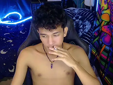 Show webcam de hugekenbigcock