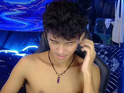 hugekenbigcock Pertunjukan Webcam
