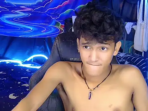 hugekenbigcock Webcam Show