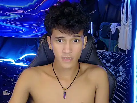hugekenbigcock Pertunjukan Webcam