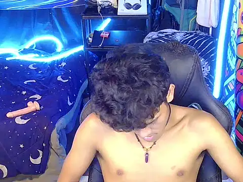 hugekenbigcock Pertunjukan Webcam