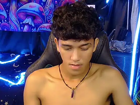 hugekenbigcock Pertunjukan Webcam