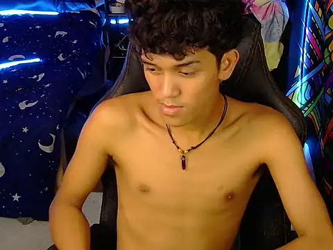 hugekenbigcock Webcam Show
