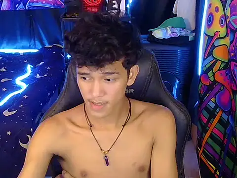 عرض كام hugekenbigcock