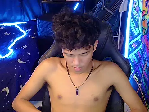 hugekenbigcock Webcam-Show