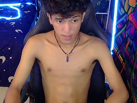 hugekenbigcock webcam show