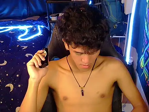 hugekenbigcock Pertunjukan Webcam