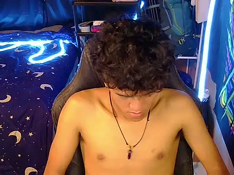 hugekenbigcock Pertunjukan Webcam