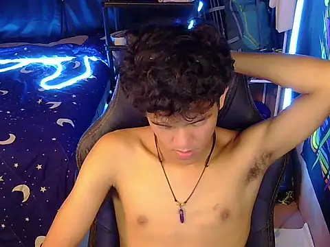hugekenbigcock Pertunjukan Webcam
