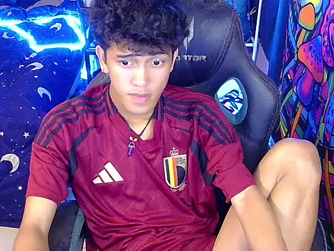 hugekenbigcock Pertunjukan Webcam