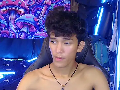 hugekenbigcock Webcamshow