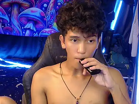 hugekenbigcock Pertunjukan Webcam