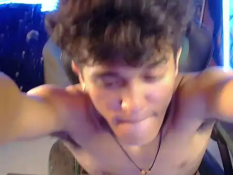 عرض كام hugekenbigcock