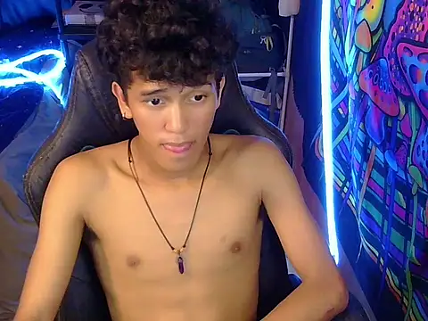 Show webcam de hugekenbigcock