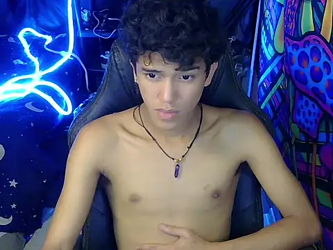 hugekenbigcock webcam show