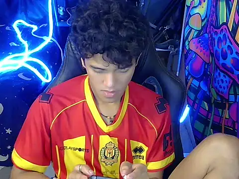 hugekenbigcock Pertunjukan Webcam