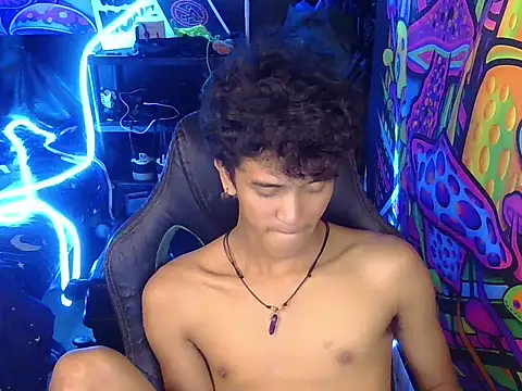 hugekenbigcock Pertunjukan Webcam