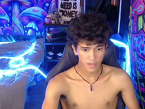 hugekenbigcock Webcamshow