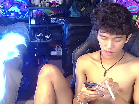 hugekenbigcock Pertunjukan Webcam