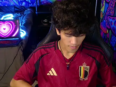 hugekenbigcock Pertunjukan Webcam