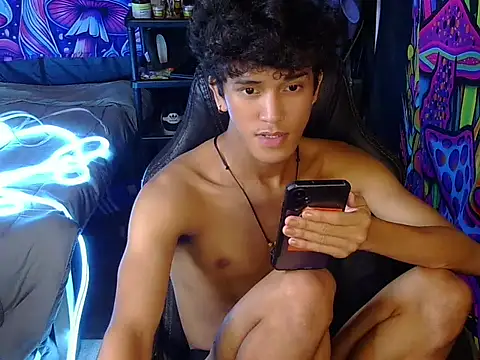 Pertunjukan Kamera Web hugekenbigcock