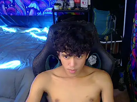 hugekenbigcock Pertunjukan Webcam