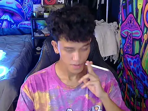 hugekenbigcock Pertunjukan Webcam