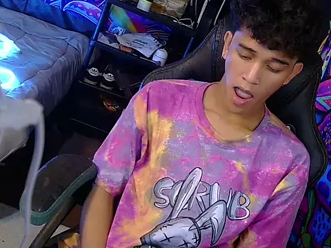 hugekenbigcock webcam show