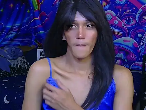 Show modela hugekenbigcock na web-kameri